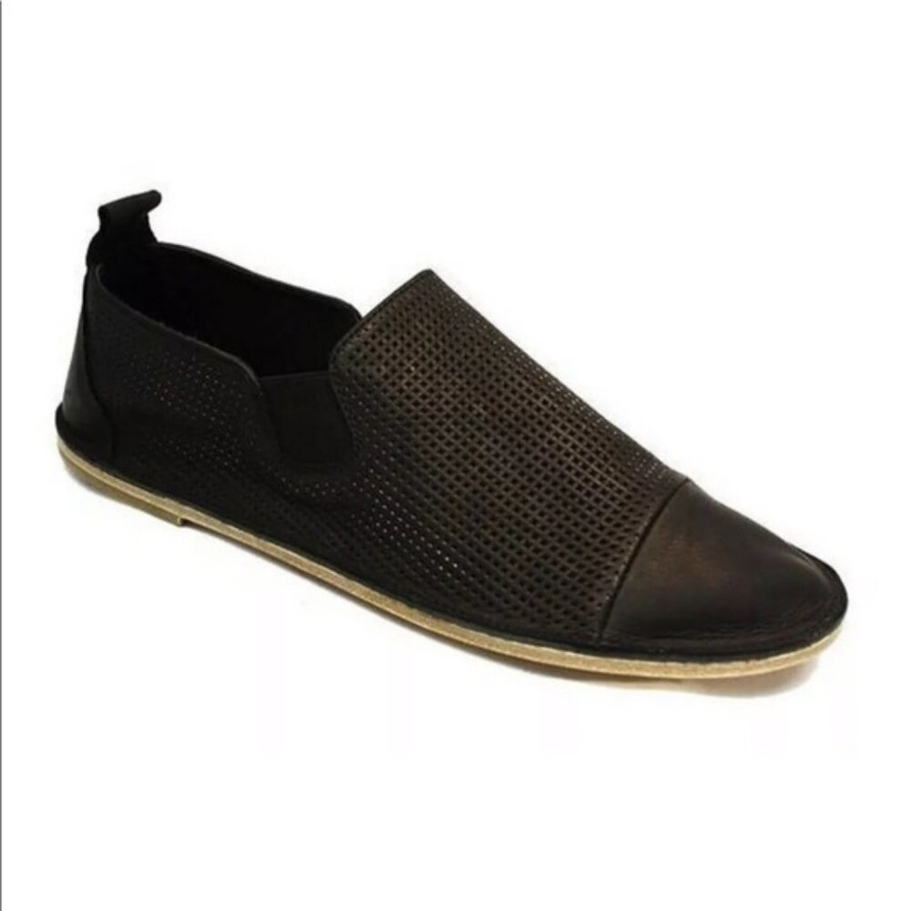 Vince $249.00 Iona Black Perforated Italian Leather Flats/Loafers Size 7
